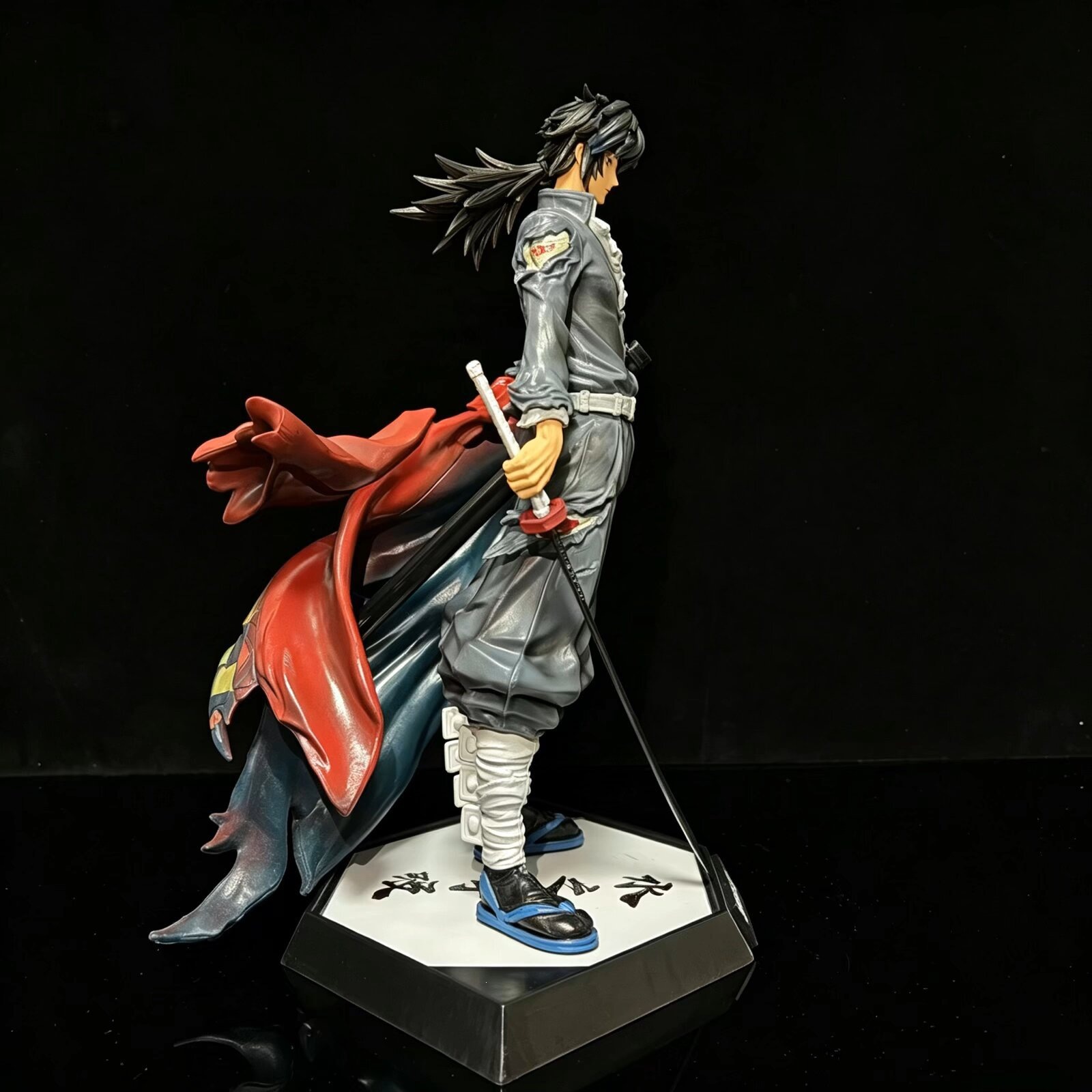 Demon Slayer Tomioka Giyuu Wit - đánh giá và giá Demon Slayer Haori